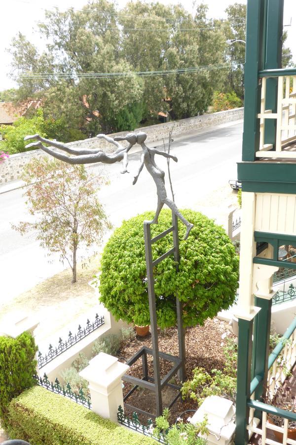 Fothergills Of Fremantle Exterior photo